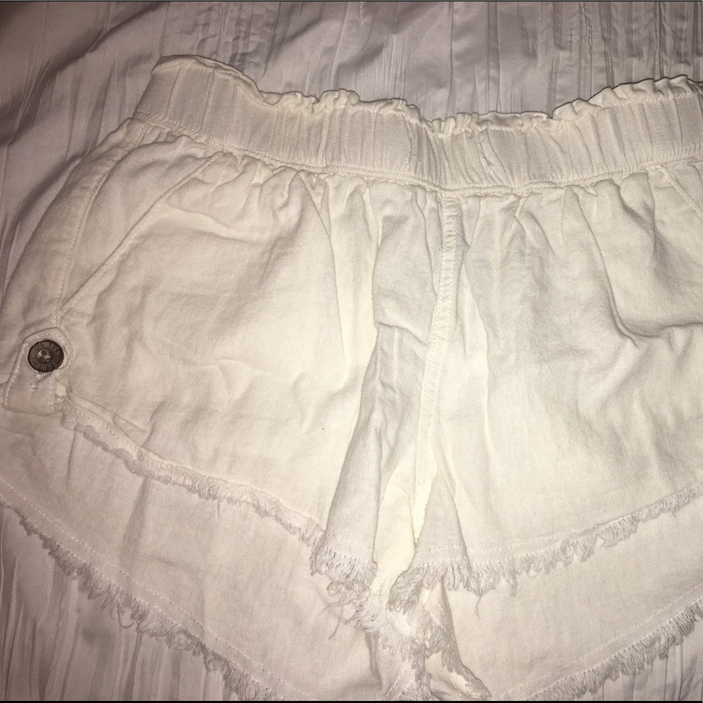 Shorts - Picture 3 of 3